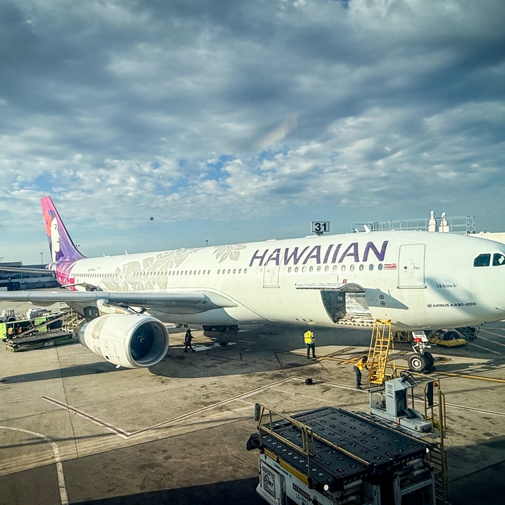 Hawaii's most exclusive airport lounge is back, with 'surprise and delight' access for some flyers