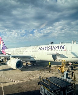 Hawaii's most exclusive airport lounge is back, with 'surprise and delight' access for some flyers