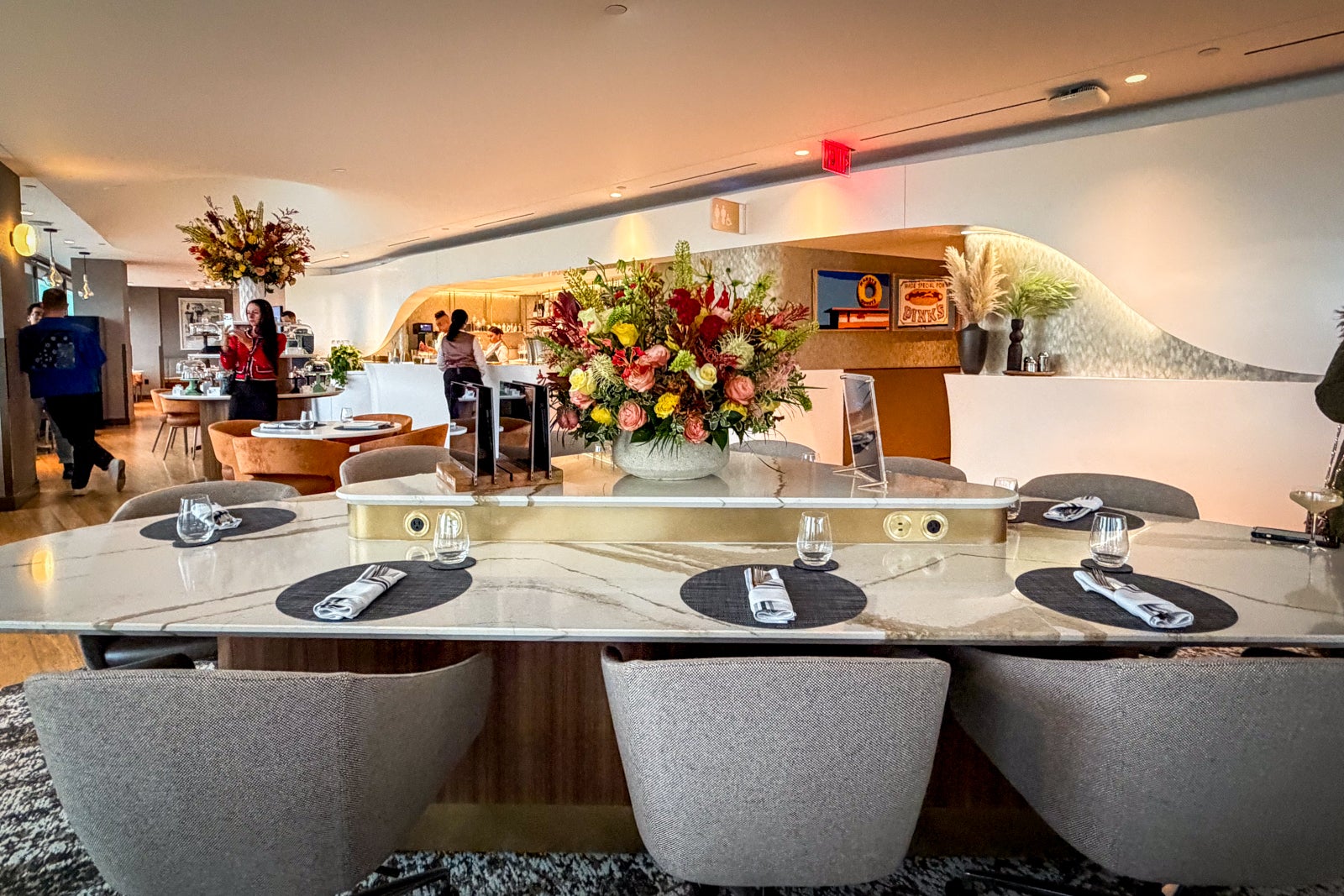 Delta One Lounge LAX Terminal 2.