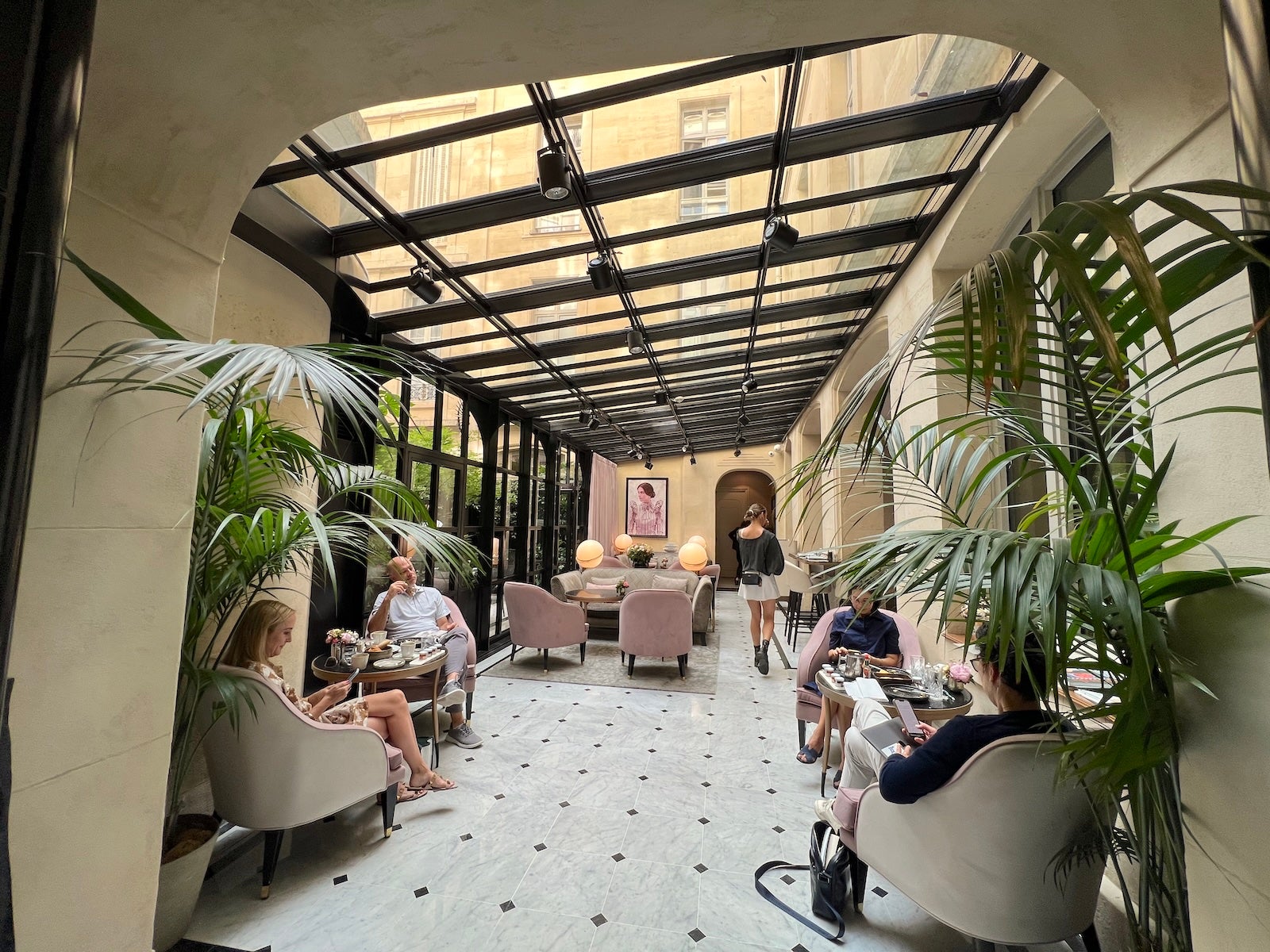Narcisse Blanc hotel Paris