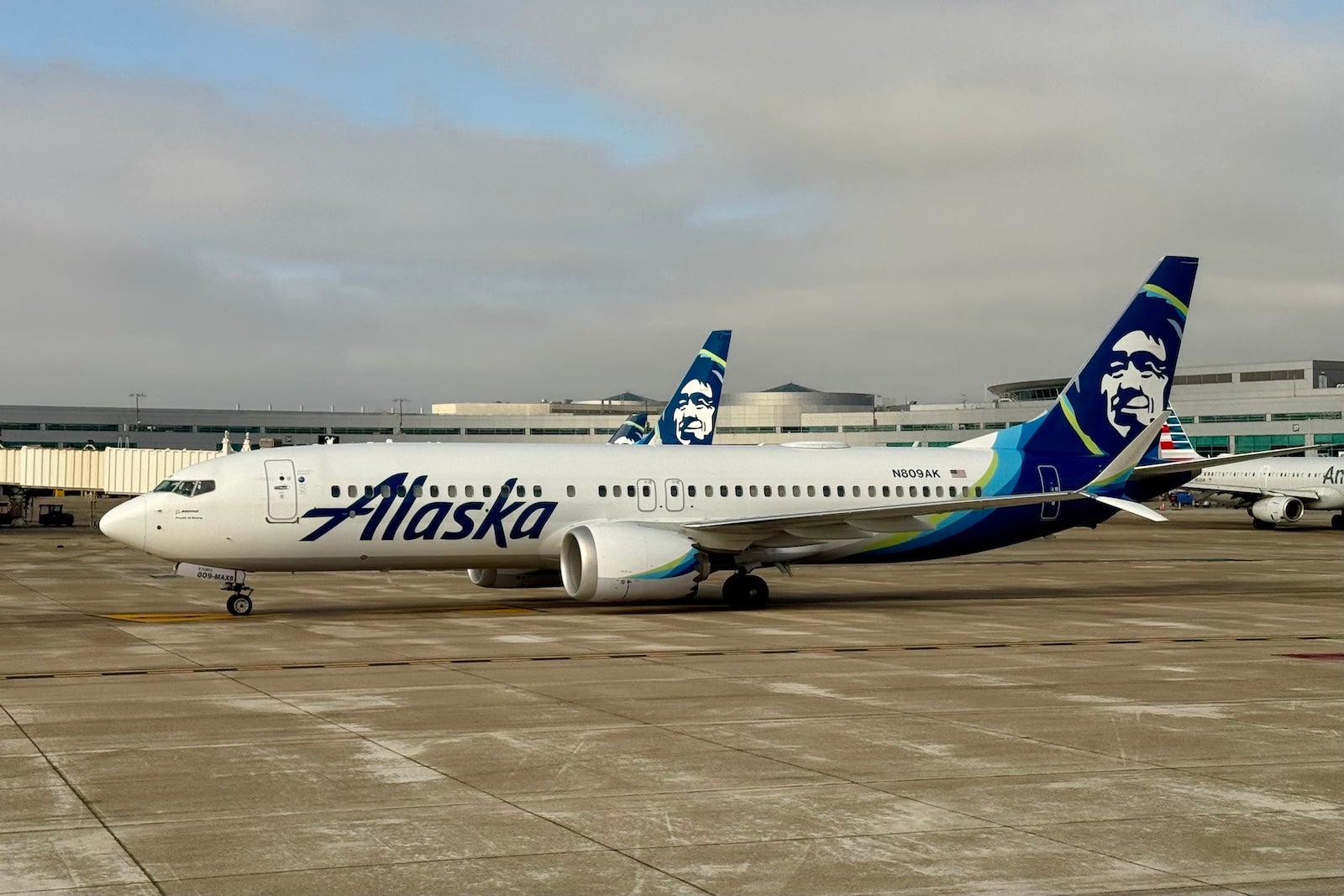 Holiday airfare surges: How to find the best deals in 2026 - The Points Guy