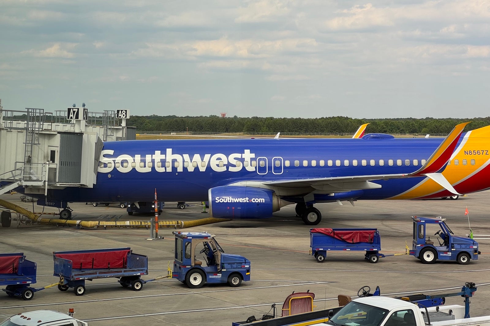 Southwest Airlines mulls lounges