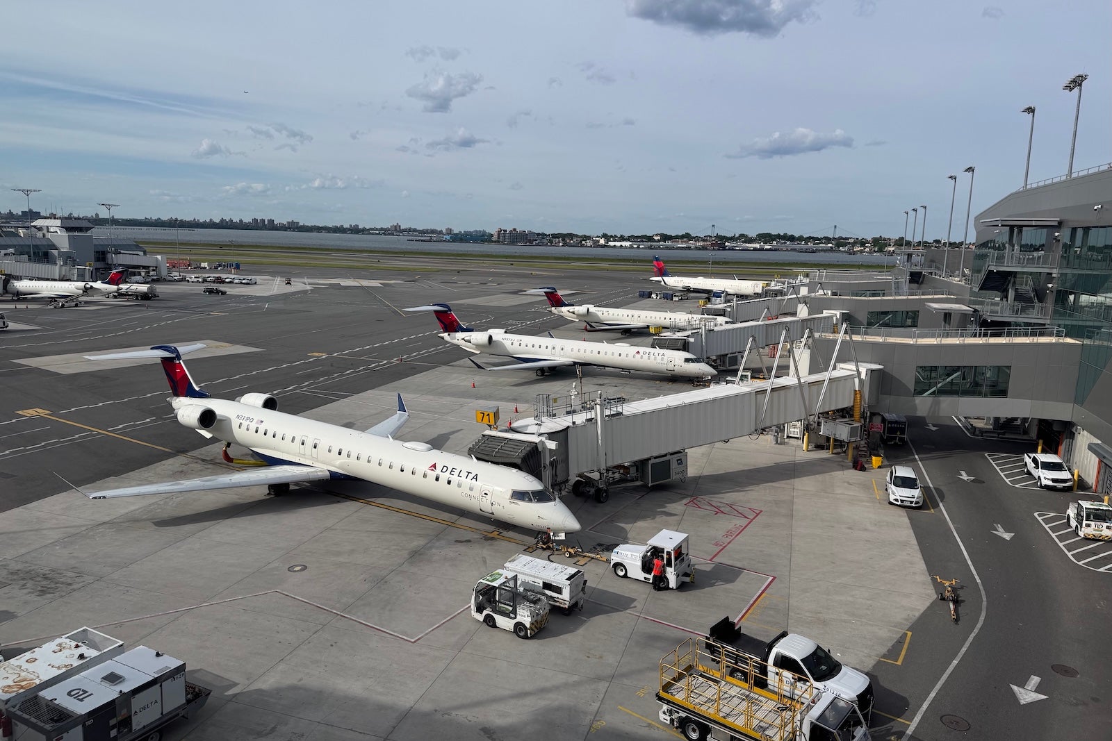 Delta cuts JFK routes, adds LAX-Manila flights for 2027