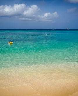 This Grand Cayman resort may be the best place to use your Chase Sapphire Reserve credits