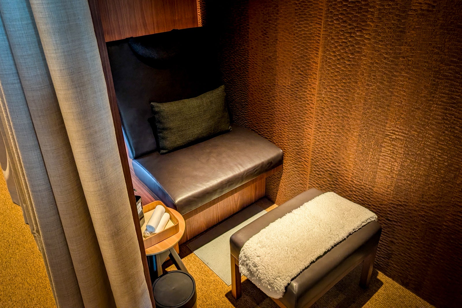 Cathay Pacific The Wing, First, spa treatment booth