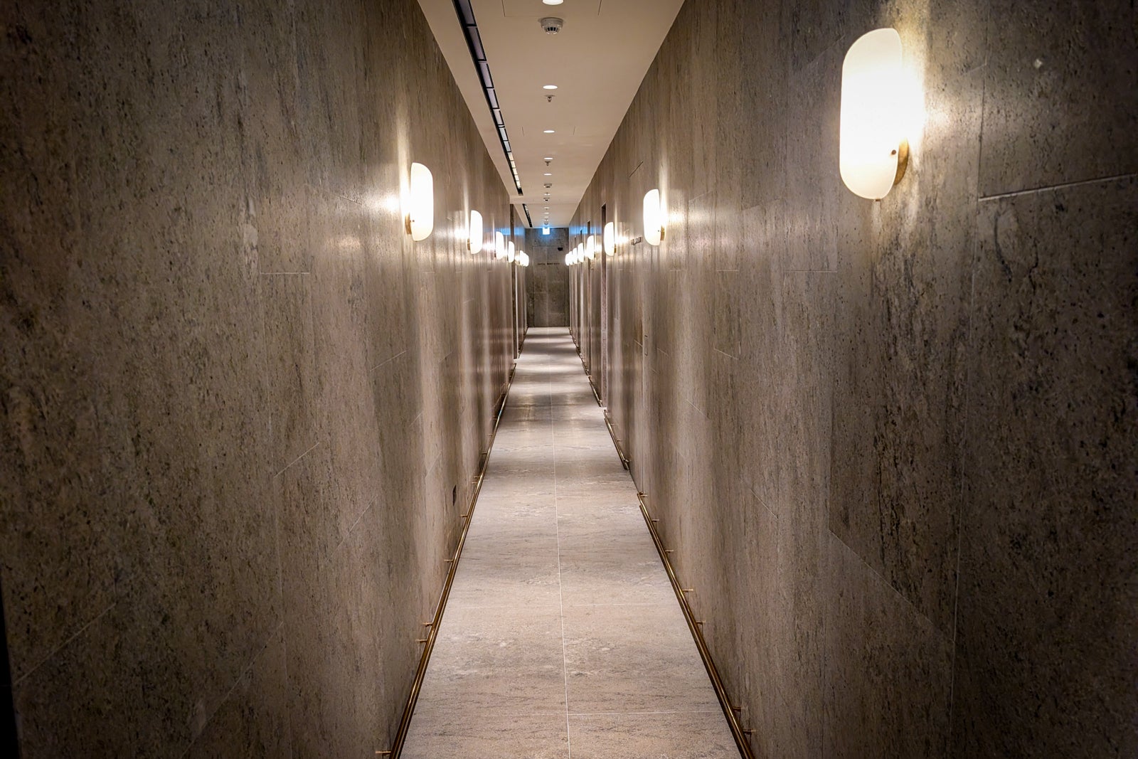 Hallway to the showers at Cathay Pacific's The Wing, First lounge
