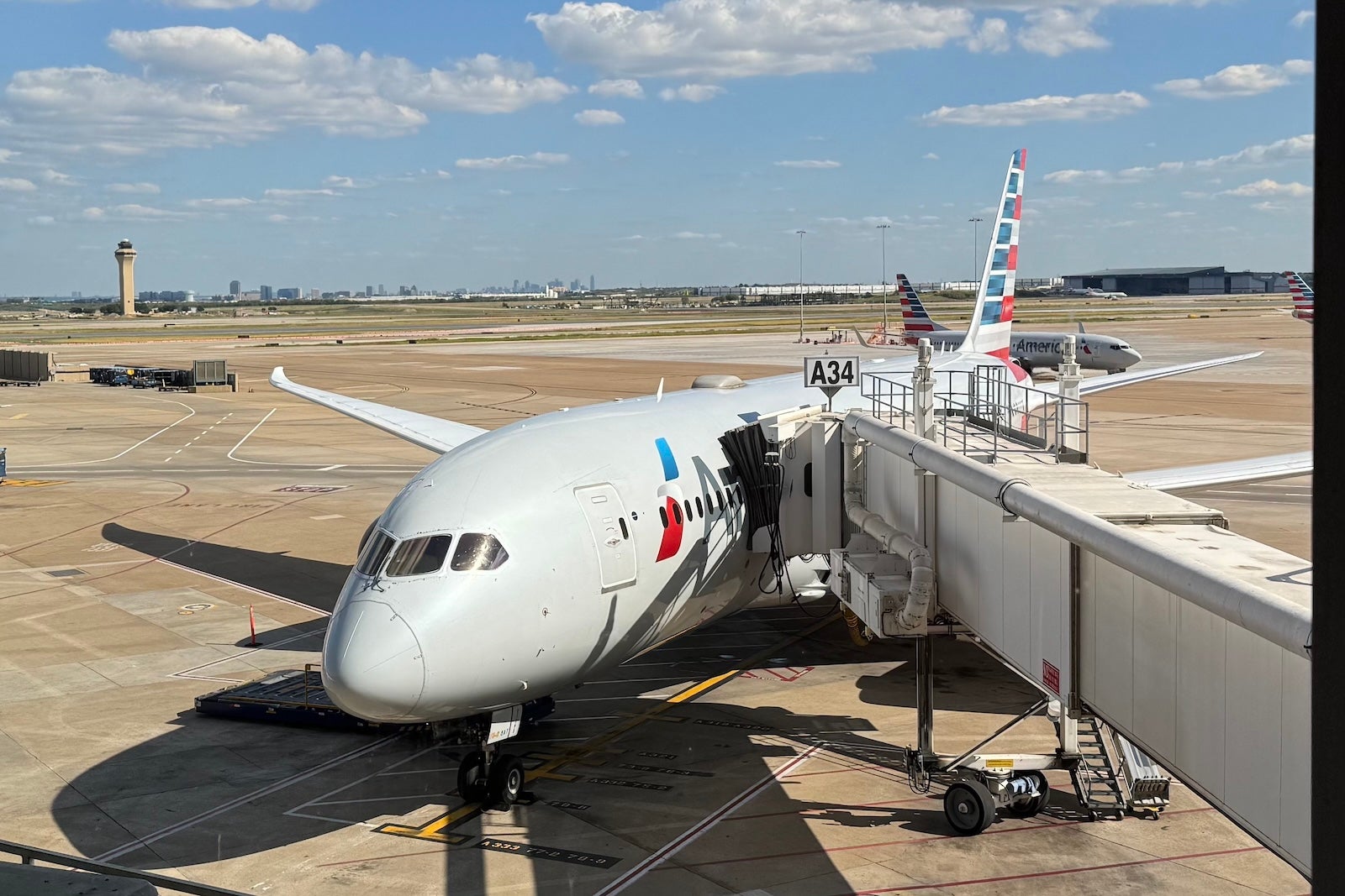 American Airlines Building 37,000 Sq Ft DFW Admirals Club