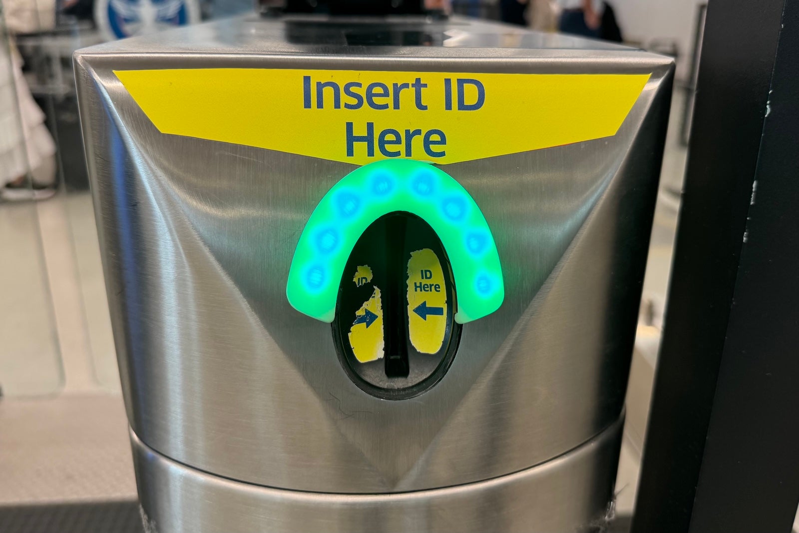 egates at airport