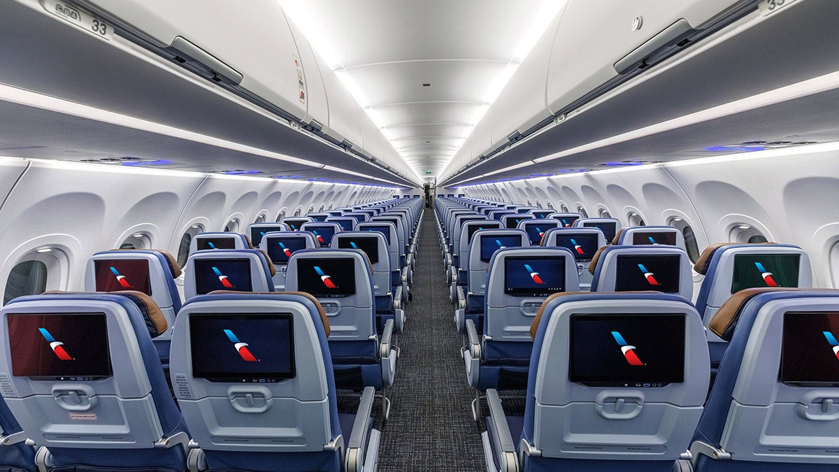American Airlines to add economy class screens – The Points Guy