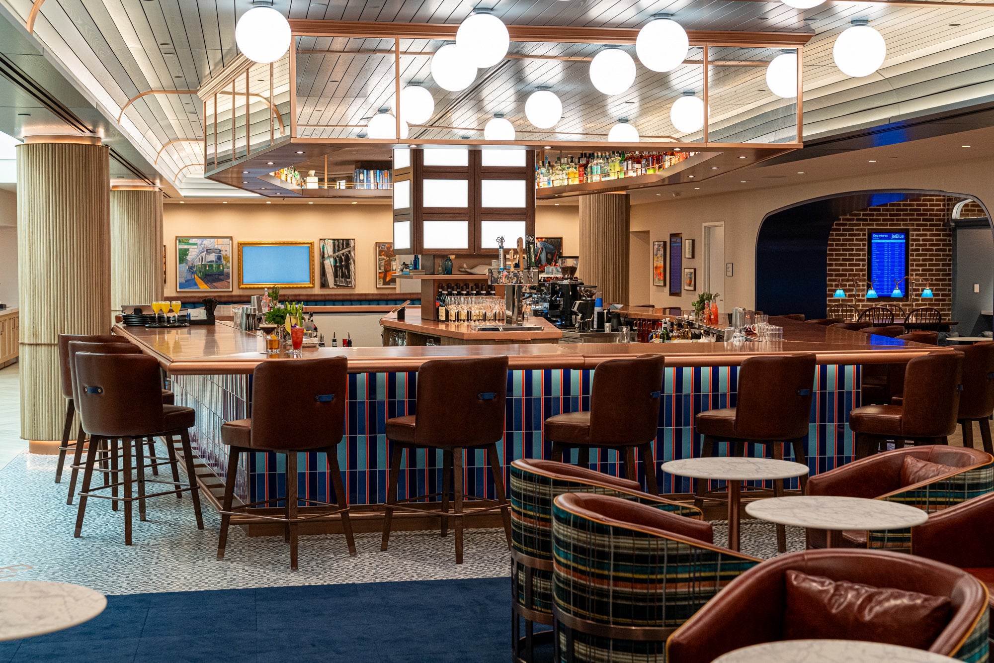 JetBlue opens new Boston BlueHouse lounge JetBlue opens new Boston BlueHouse lounge