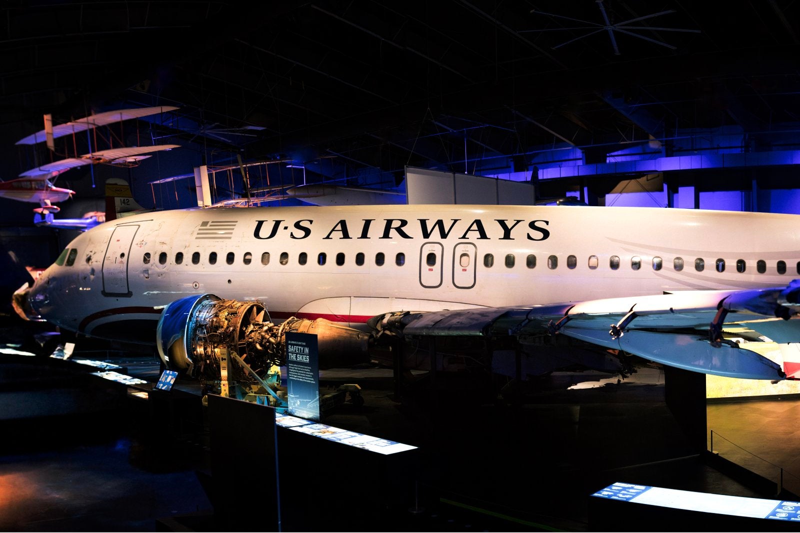 I toured the 'Miracle on the Hudson' plane — here's what surprised me