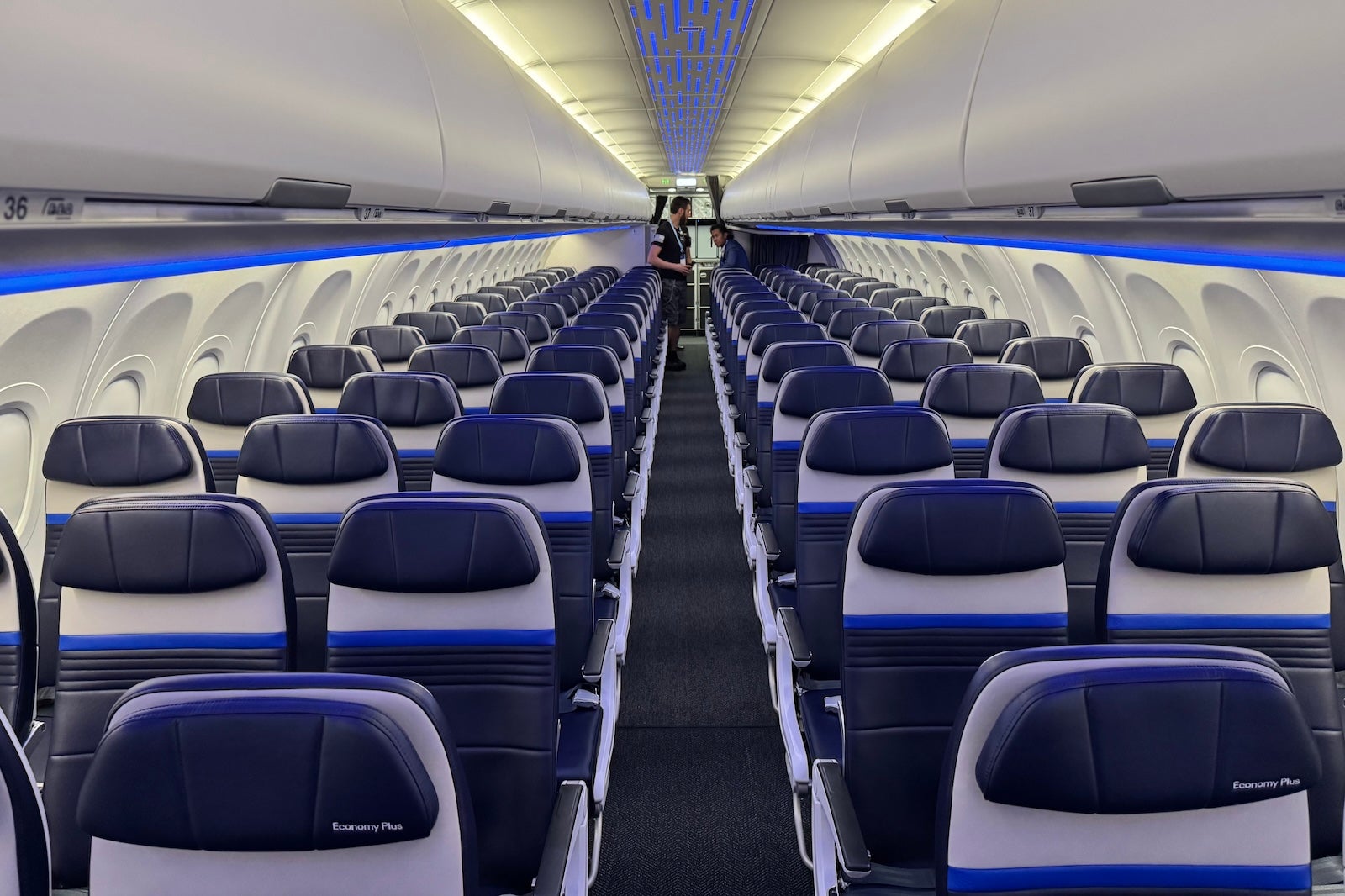 united a321 xlr