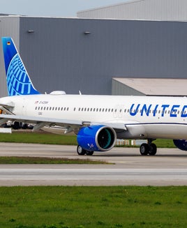 United adds 10 new international destinations in massive 13-route global expansion