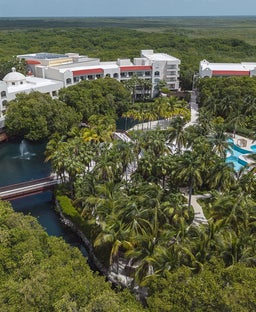 Kimpton just opened its first all-inclusive — and it's set in a Mexican nature reserve