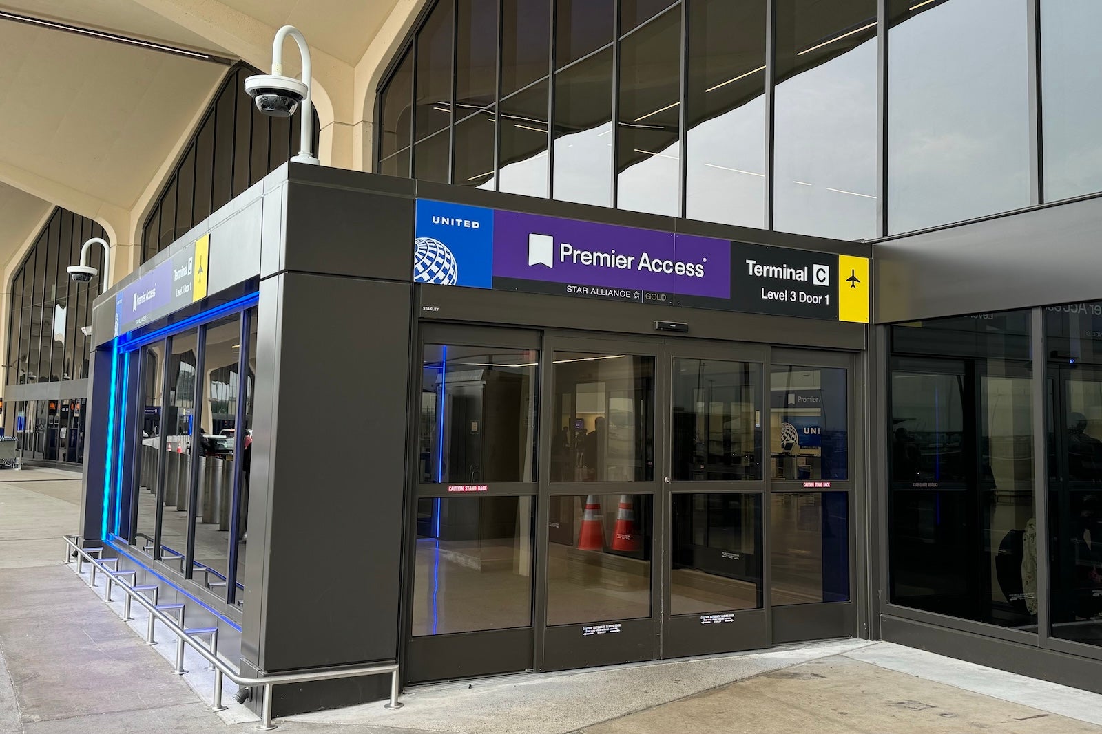TSA launches e-gates at Newark Airport — who can use them?