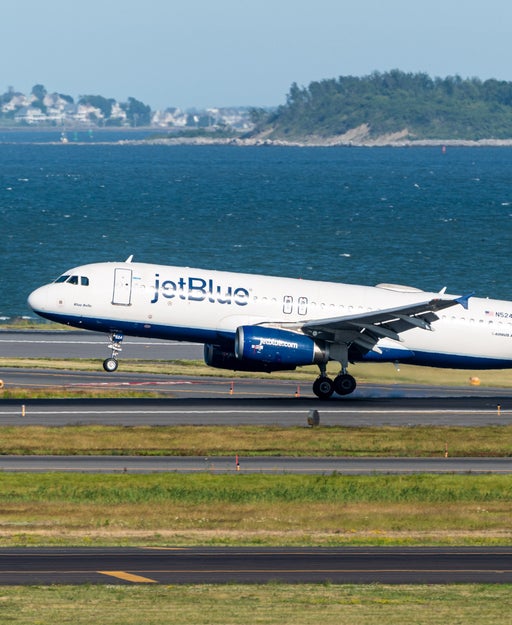 JetBlue still plans to double down on premium, undeterred by cost pressures